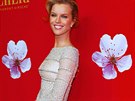 Supermodelka Eva Herzigová ve veerních atech z haute couture kolekce Ralph &...