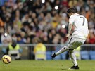 Cristiano Ronaldo z Realu Madrid promuje penaltu proti Vigu
