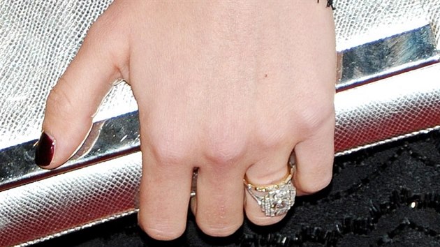 Snubn prsten Scarlett Johanssonov