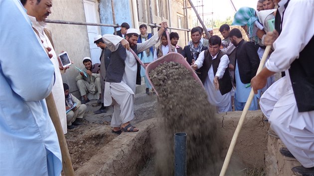 Pro zemdlské koly v Afghánistánu je klíová pedevím praxe.
