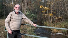 NA B�EHU. Starosta obce Svatý Jan na P�íbramsku Petr Kabyl nav�tívil b�eh...