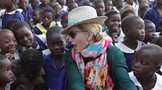 Madonna s dětmi v Malawi (2014)