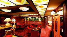 Prime bar. Vedle recepce v prostorách bývalé restaurace funguje od 15 hodin do...