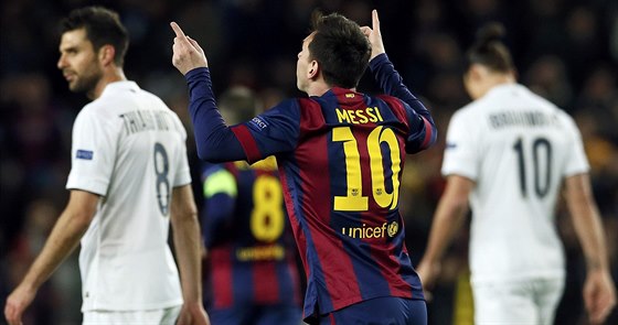 Lionel Messi slaví v dresu Barcelony gól do sít PSG. Mohl by nakonec skonit v Paíi?  
