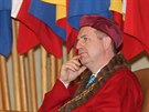 Rektor Karlovy univerzity Tomá Zima bhem slavnostního jmenování nových...