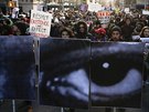 Pes deset tisíc lidí demonstrovalo v centru Washingtonu proti policejnímu...