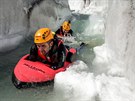 Horský vdce Claude-Alain Gailland a specialista na canyoning Gilles Janin...