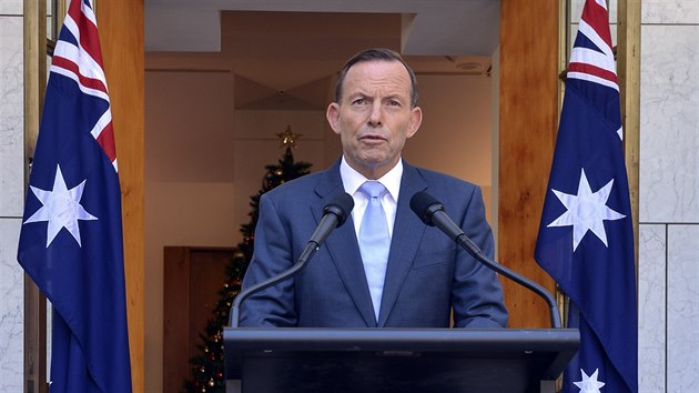 Australsk premir Tony Abbott oznail tok na kavrnu v centru Sydney za znepokojiv (15. prosince 2014)