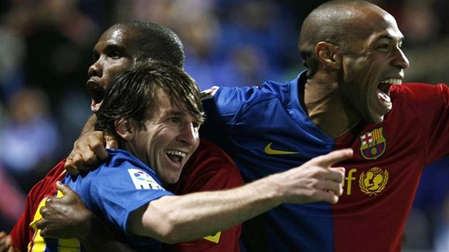 Huelva - Barcelona: Samuel Eto'o (vlevo), Lionel Messi a Thierry Henry se...