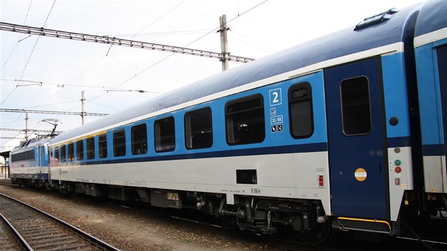 Modernizovan vozy nasad Drhy hlavn na dlkov vlaky. Na snmku vz abpee, kter modernizovala polsk Pesa.