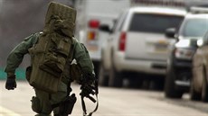 Policie v Pensylvánii poádá zátah na veterána z Iráku, kterého podezírá z...