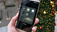 Huawei Ascend Mate7 ve zlaté variant