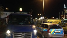 Dva lupii pepadli vz bezpenostní agentury v ulici vehlova (12. 12. 2014).