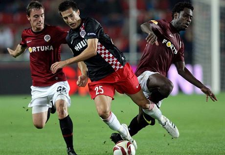 Sparta se s PSV Eindhoven utkala v Poháru UEFA v roce 2009. Na snímku  Martin...