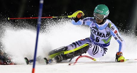 Felix Neureuther si v Madonn jede pro triumf ve slalomu Svtového poháru.