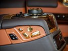 Pozlacený Rolls-Royce Ghost