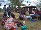 Improvizovaná ordinace eských dobrovolných léka v Africe.