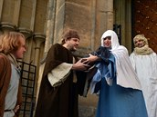 Na Praském hrad odehrálo Divadlo Apropo pedstavení o narození Jeíe Krista.