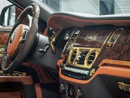 Pozlacený Rolls-Royce Ghost