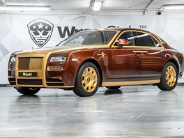 Pozlacený Rolls-Royce Ghost