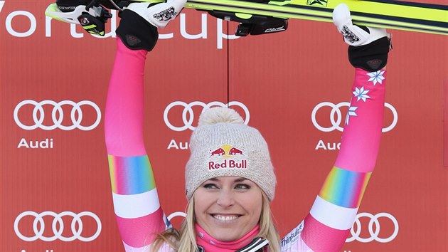 ÚSMV VÍTZNÉ KRASAVICE. Lindsey Vonnová po triumfu ve Val d'Isere.