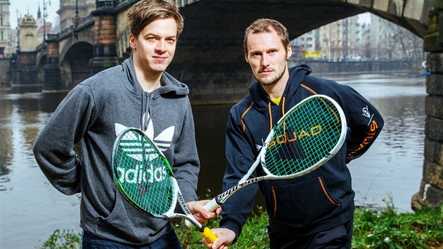 PARCI. ech Jan Koukal (vlevo) a jeho vagr, druh hr squashovho ebku, Francouz Gregory Gaultier.