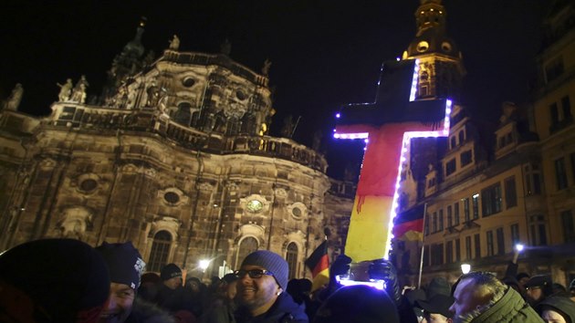 Demonstrace proti imigrační politice německé vlády a islamizaci Evropy v Drážďanech 22. prosince 2014