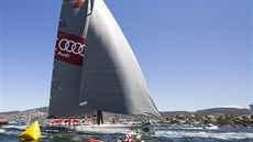 Jachta Wild Oats XI pi závod Sydney - Hobart.
