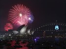 Silvestrovský ohostroj nad operou v Sydney