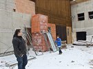 Podnikatel Michal Novák buduje ze staré pily ve Studenci zvíecí park. U nyní...
