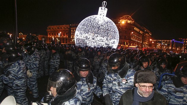 Protest ruské opozice na Manéžním náměstí v Moskvě. (30. prosince 2014)