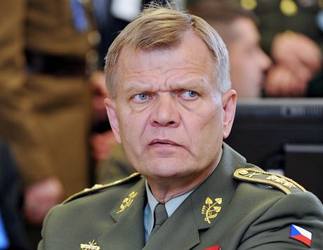 Generálporuík Josef Bevá na snímku z listopadu 2014