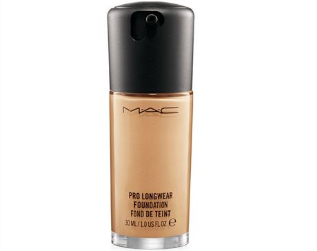 Dlouhotrvajc tekut make-up Pro Longwear Foundation s lehkou krmovou...