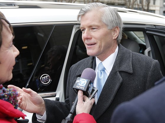 Bývalý guvernér Virginie McDonnell dostal za korupci dva roky vzení (6. ledna)
