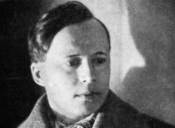 Konstantin Biebl v roce 1928