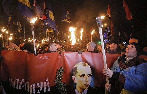 Prvod s podobiznou hrdiny ukrajinských nacionalist Stepana Bandery