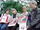 Charlie Hebdo v roce 1992: zleva Jean Cabut (Cabu), Francois Cavanna, Philippe...