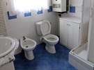 Pvodní stav koupelny s toaletou
