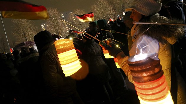 Protimuslimsk demonstrace v Dranech (5. ledna 2015)