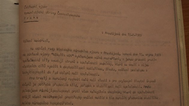 Dopis z 15. srpna 1989 adresovan stednmu vboru KS, kter odhlasovalo veden Prostjova v reakci na lnek Nkolik vt. Sedli v nm i dva dnen radn za KSM Vclav md a Josef Augustin.