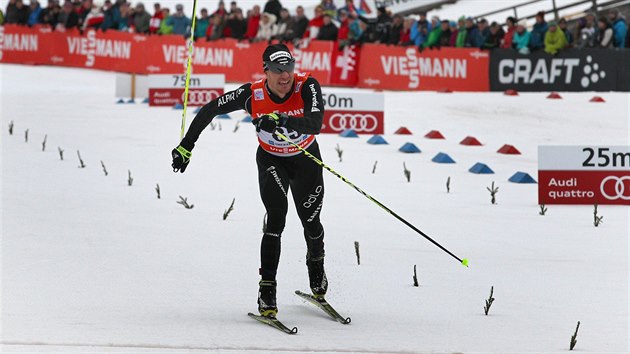 Dario Cologna ovldl prolog na Tour de Ski.