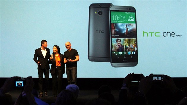 Premira HTC One M8 v Londn