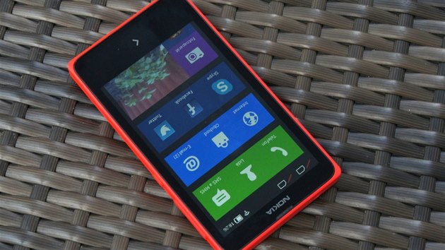 Nokia X