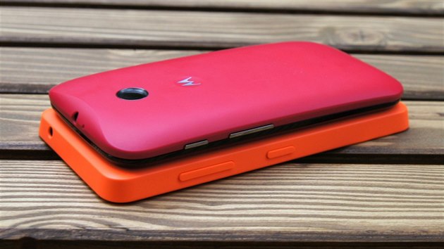 Nokia Lumia 630 a Motorola Moto E