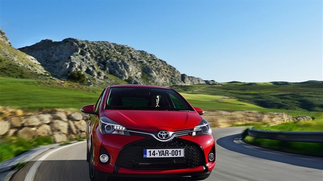 Toyota Yaris facelift 2014