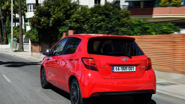 Toyota Yaris facelift 2014