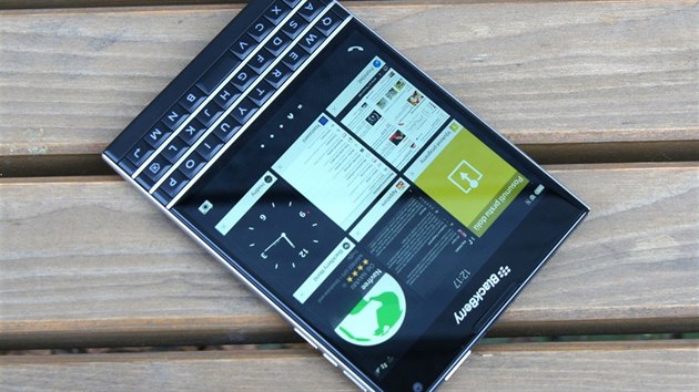 BlackBerry Passport