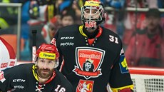 Hokejový obránce Ji�í Va�í�ek z Hradce Králové ovládl v prosinci statistiku...