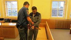 Václav �pa�ek p�i jednání pra�ského vrchního soudu (6.1.2014)