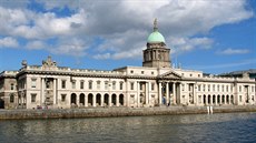 Custom House patí k nejvýraznjím budovám v centru Dublinu.